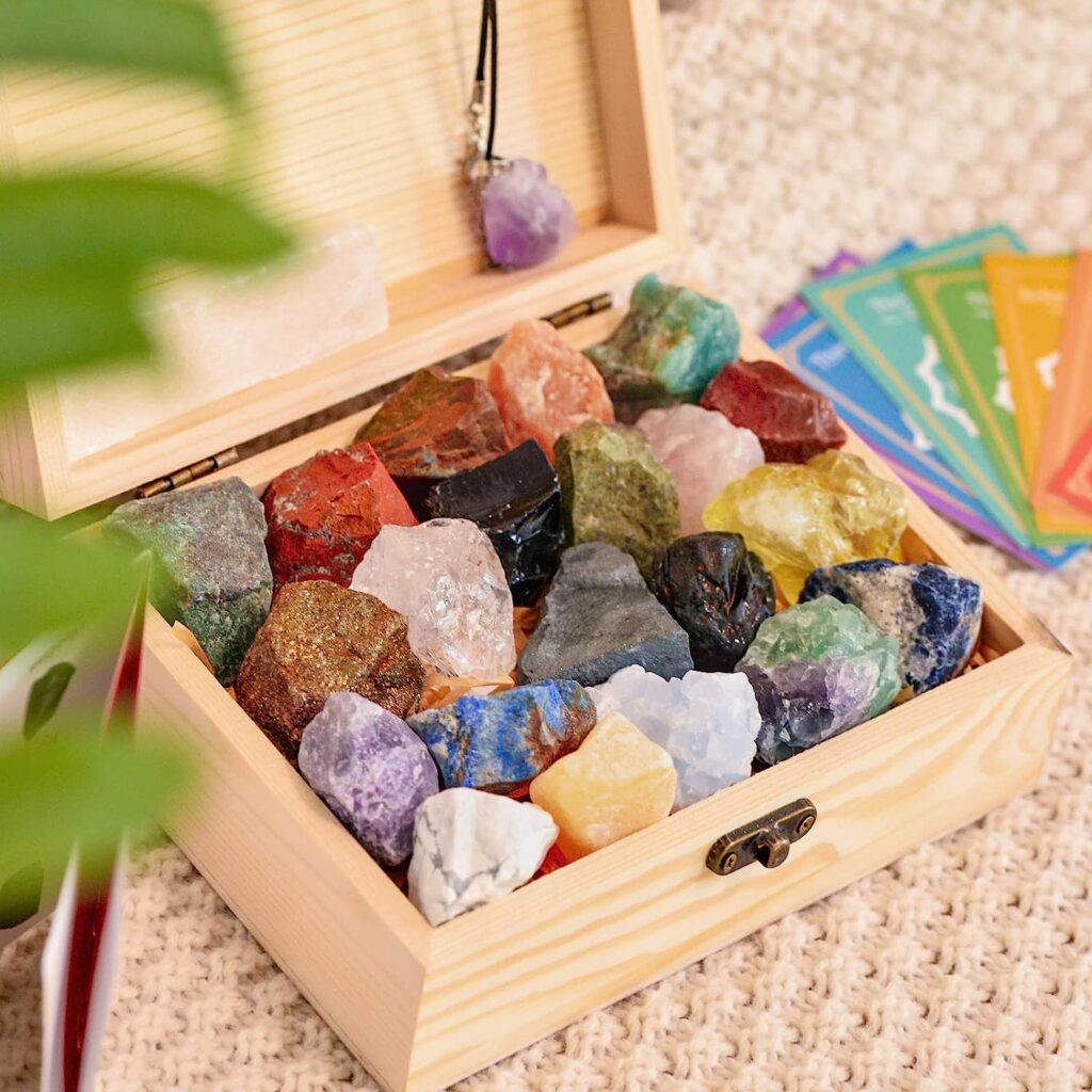 AOOVOO 31Pcs Crystals and Healing Stone Collection, 21 Real Healing Chakra Stones, Selenite Stick, Amethyst Necklace, Rose Quartz, Wooden Box + Guide, Gift for Beginner, Collection, Meditation, Yoga