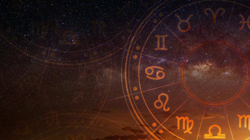 Are Astrology Readings True? Separating Fact From Fiction In Cosmic Interpretations