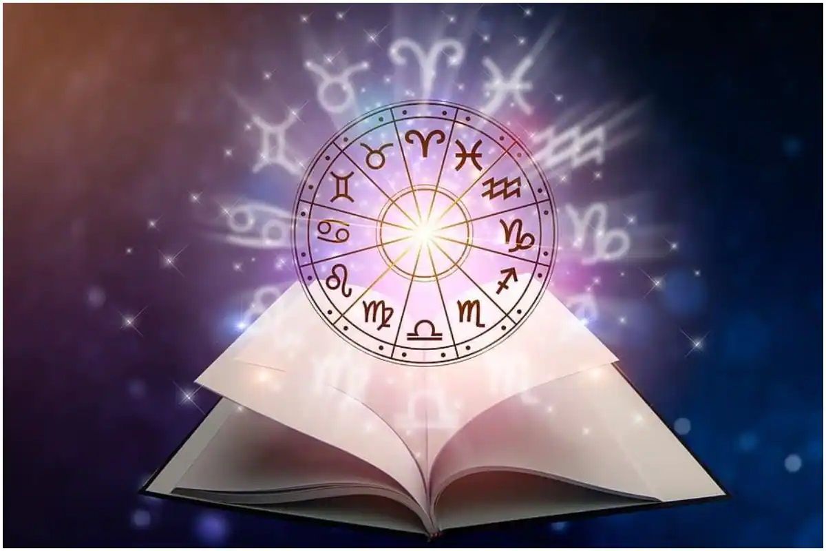 Looking For An Astrologer For Relocation Reading? How Can It Help You Make Informed Decisions?